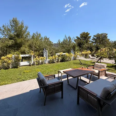 Canyon Goeynuek Kemer With Pool Villa Antália