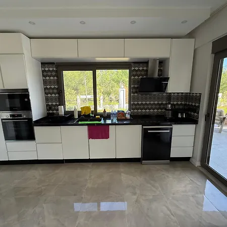 Villa Canyon Goeynuek Kemer With Pool