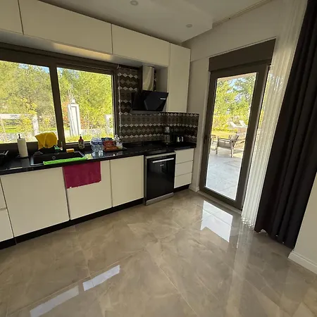 Villa Canyon Goeynuek Kemer With Pool *