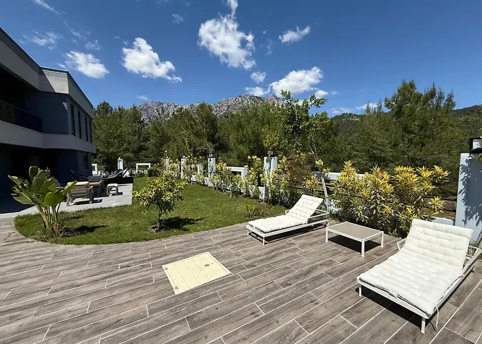 Canyon Goeynuek Kemer With Pool