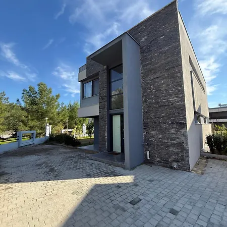 Canyon Goeynuek Kemer With Pool