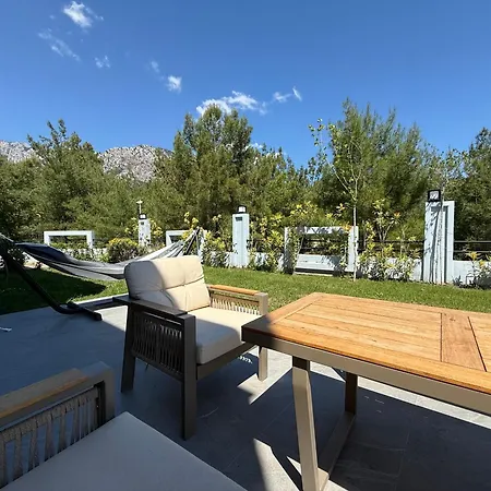 Canyon Goeynuek Kemer With Pool Villa