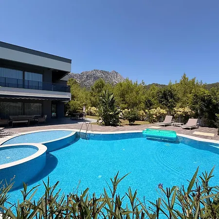 Canyon Göynük Kemer With Pool Villa *
