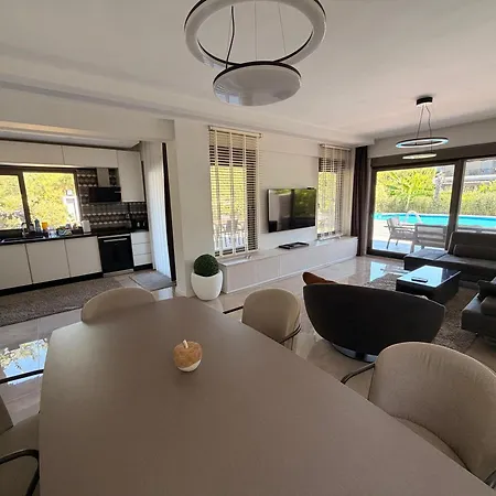 Canyon Goeynuek Kemer With Pool Villa