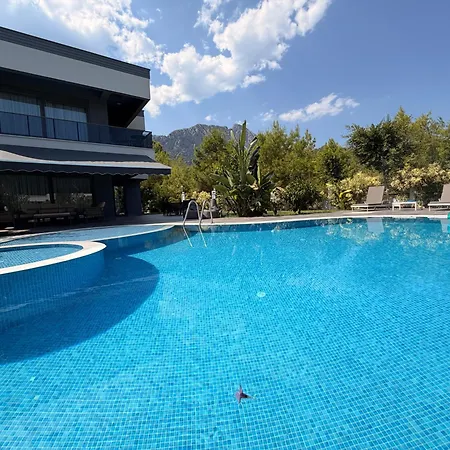 Villa Canyon Goeynuek Kemer With Pool