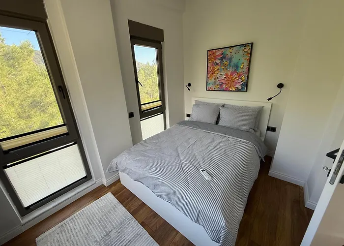 Canyon Goeynuek Kemer With Pool Willa Antalya