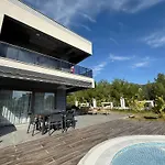 Villa Canyon Goeynuek Kemer With Pool Antalya
