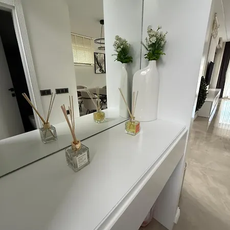 Canyon Goeynuek Kemer With Pool Вилла *