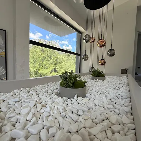 Canyon Goeynuek Kemer With Pool Анталья