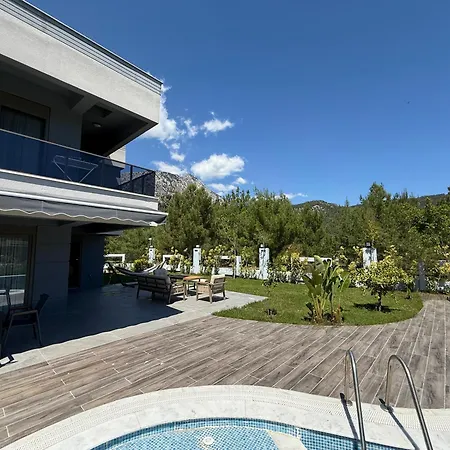Canyon Goeynuek Kemer With Pool Вилла